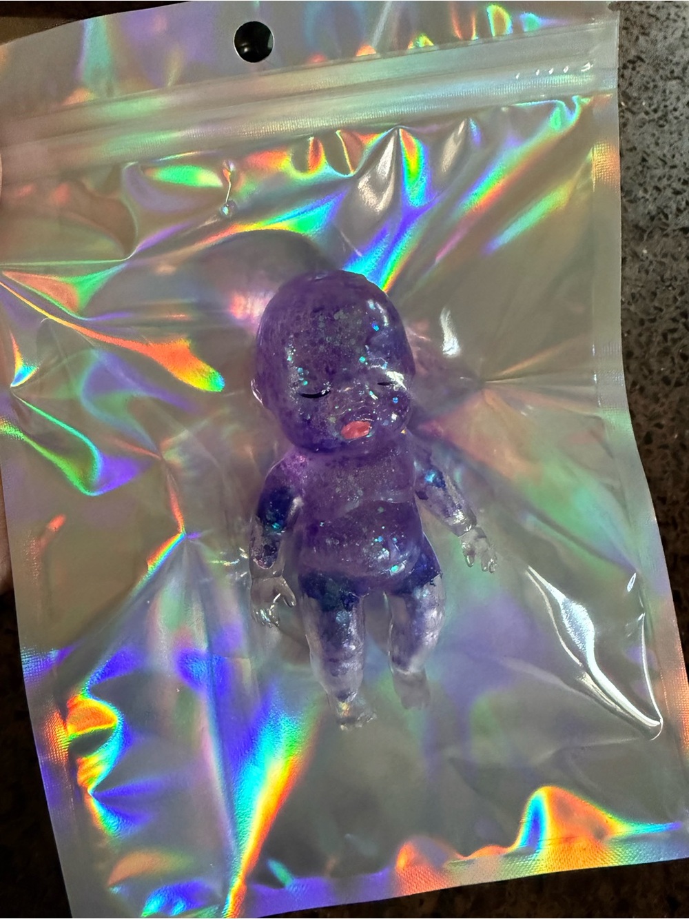 1 PCE-Glitter Baby Figurine Sensory Toy- SUGAH SWAP - Picture 2 of 5